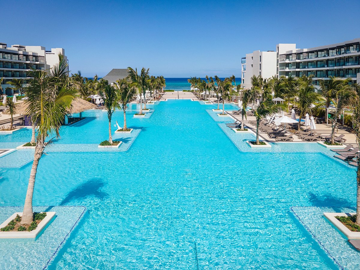 AIRPORT PICKUP & DROP OFF (Montego Bay)